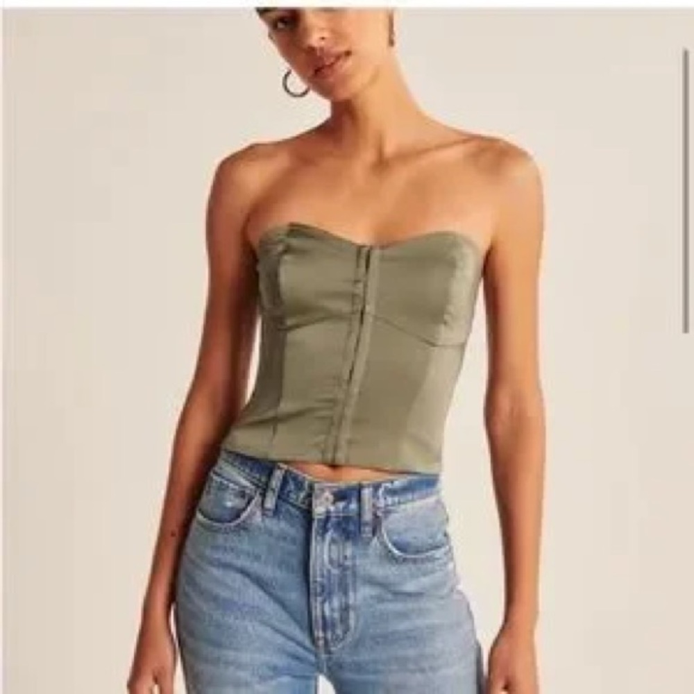 Abercrombie Corset in Cream